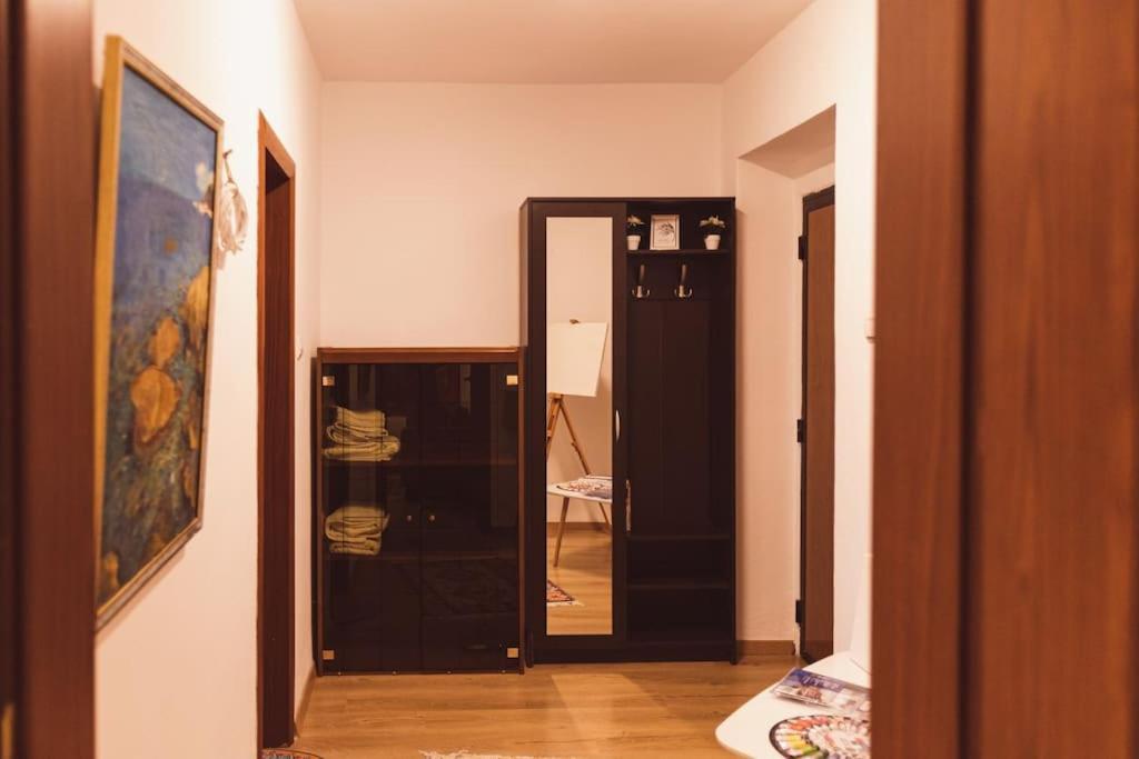 Art Studio Myslym Shyri Тирана Экстерьер фото