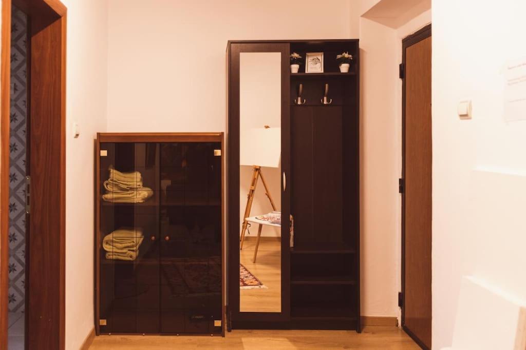 Art Studio Myslym Shyri Тирана Экстерьер фото