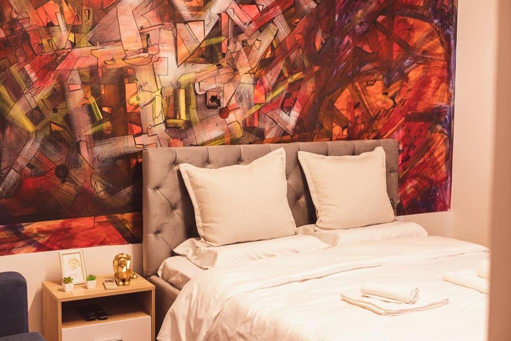 Art Studio Myslym Shyri Тирана Экстерьер фото